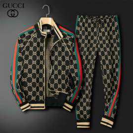 Picture of Gucci Sweater Suits _SKUGucciM-3XL24cn0739772